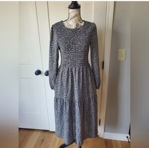 Gorgeous Floral Midi Dress-NWT